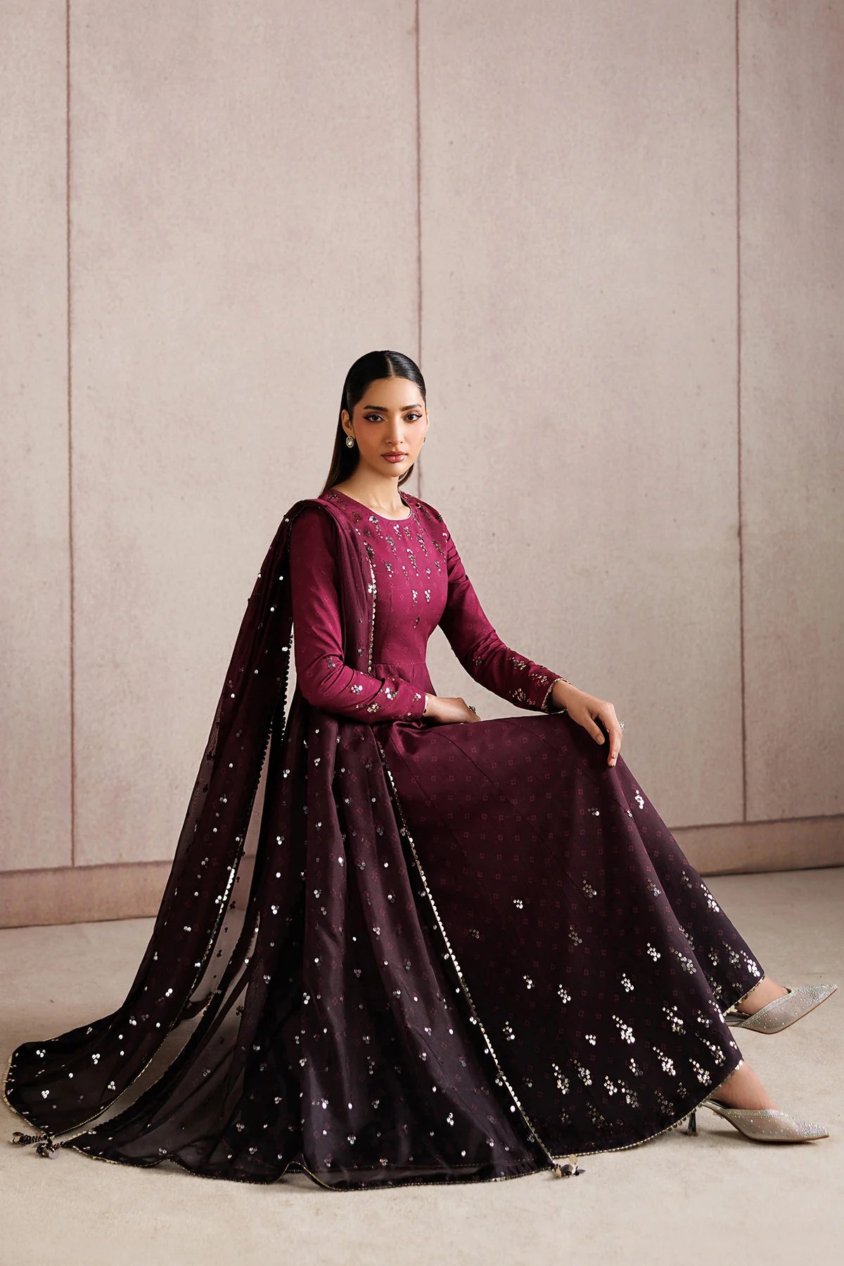 Jazmine - Embroidered Raw Silk
