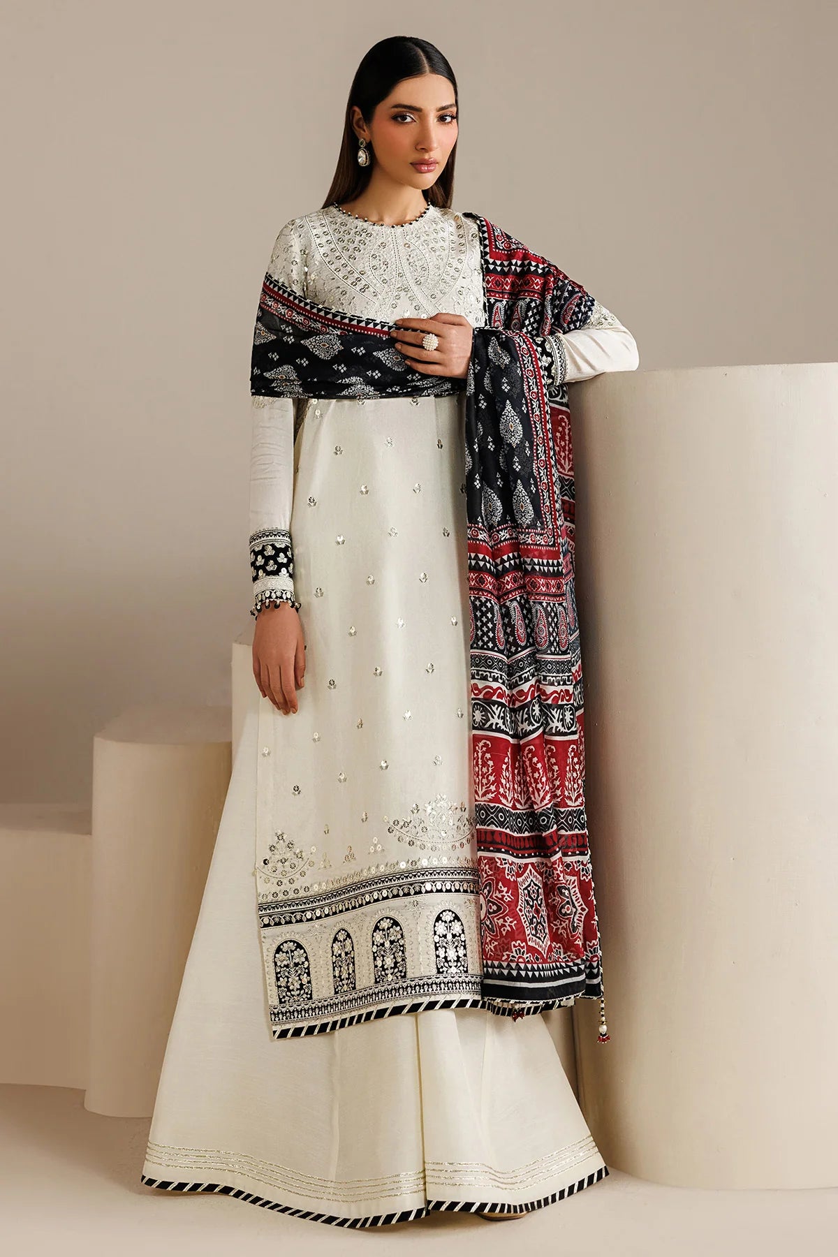 Jazmine - Embroidered Raw Silk
