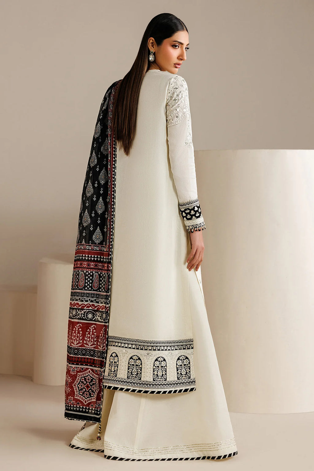 Jazmine - Embroidered Raw Silk
