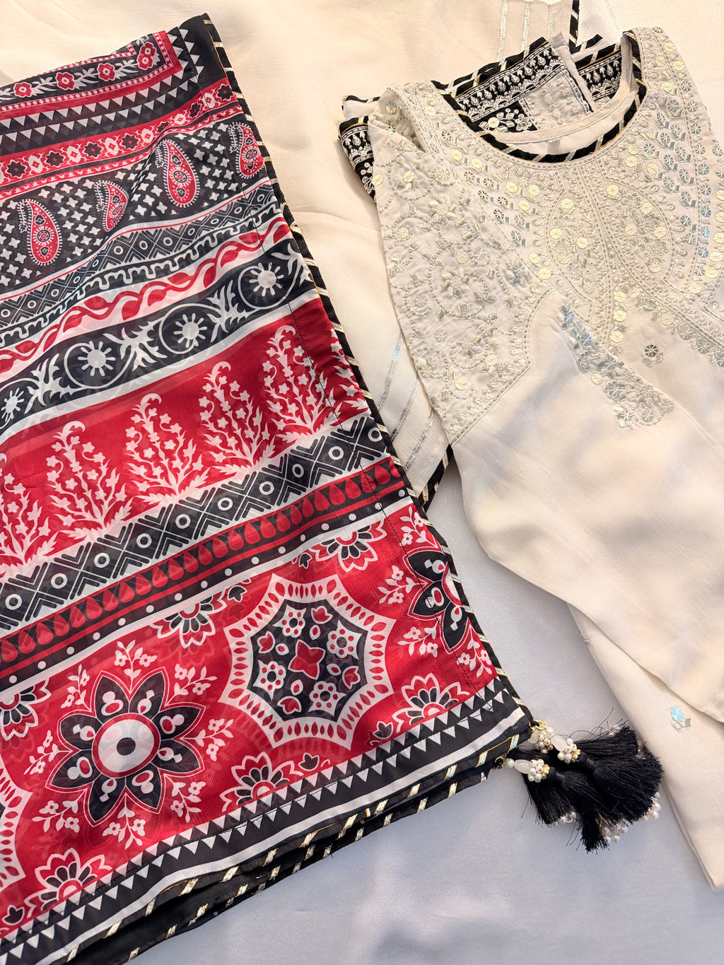 Jazmine - Embroidered Raw Silk