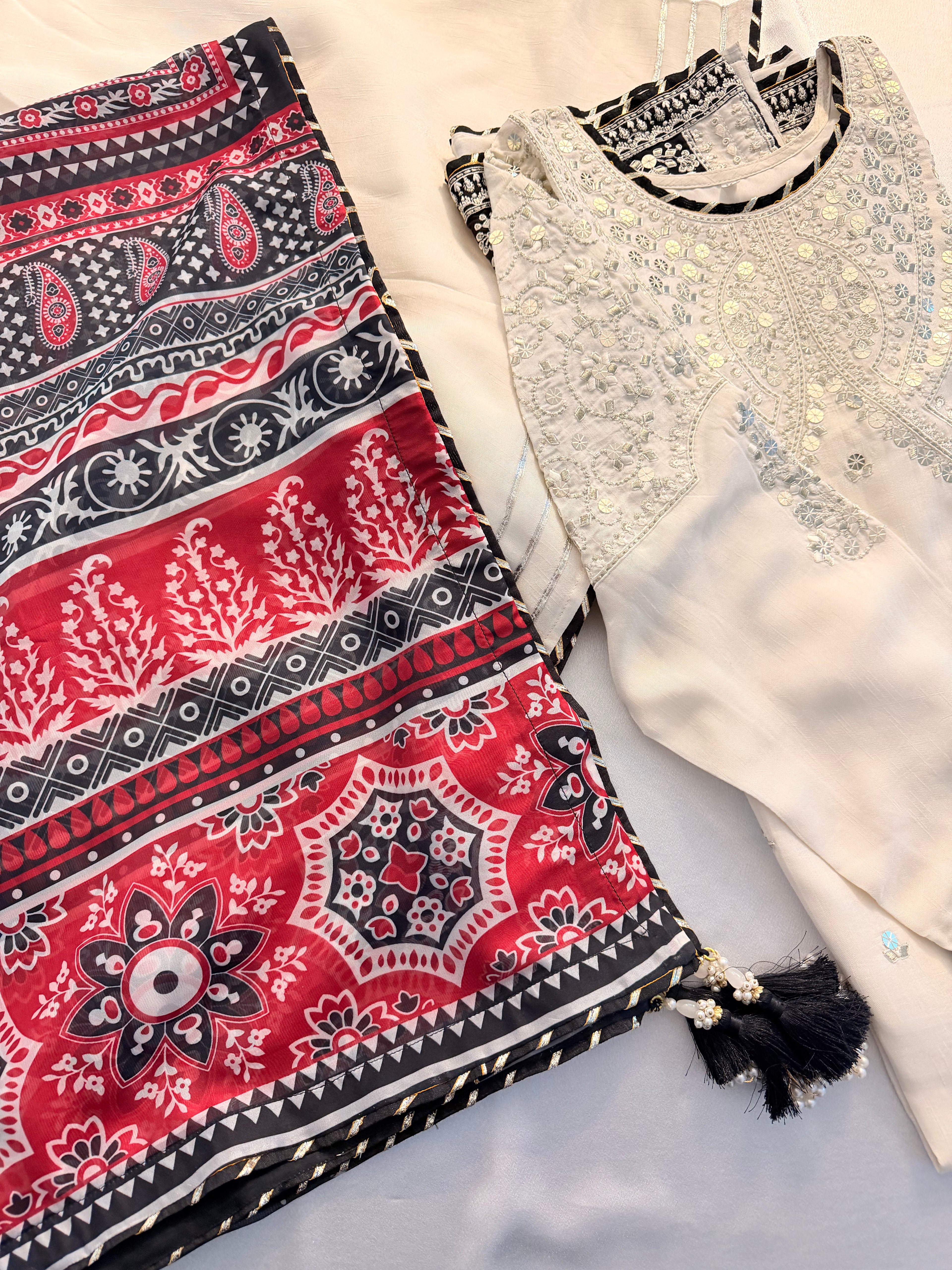 Jazmine - Embroidered Raw Silk